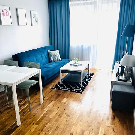 Apartament Manhattan Гожов Велкополски Екстериор снимка