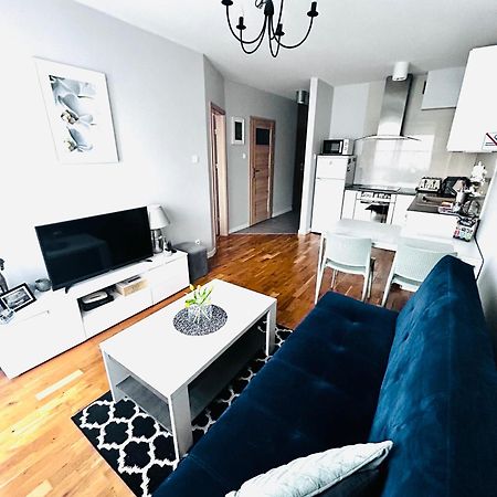 Apartament Manhattan Гожов Велкополски Екстериор снимка