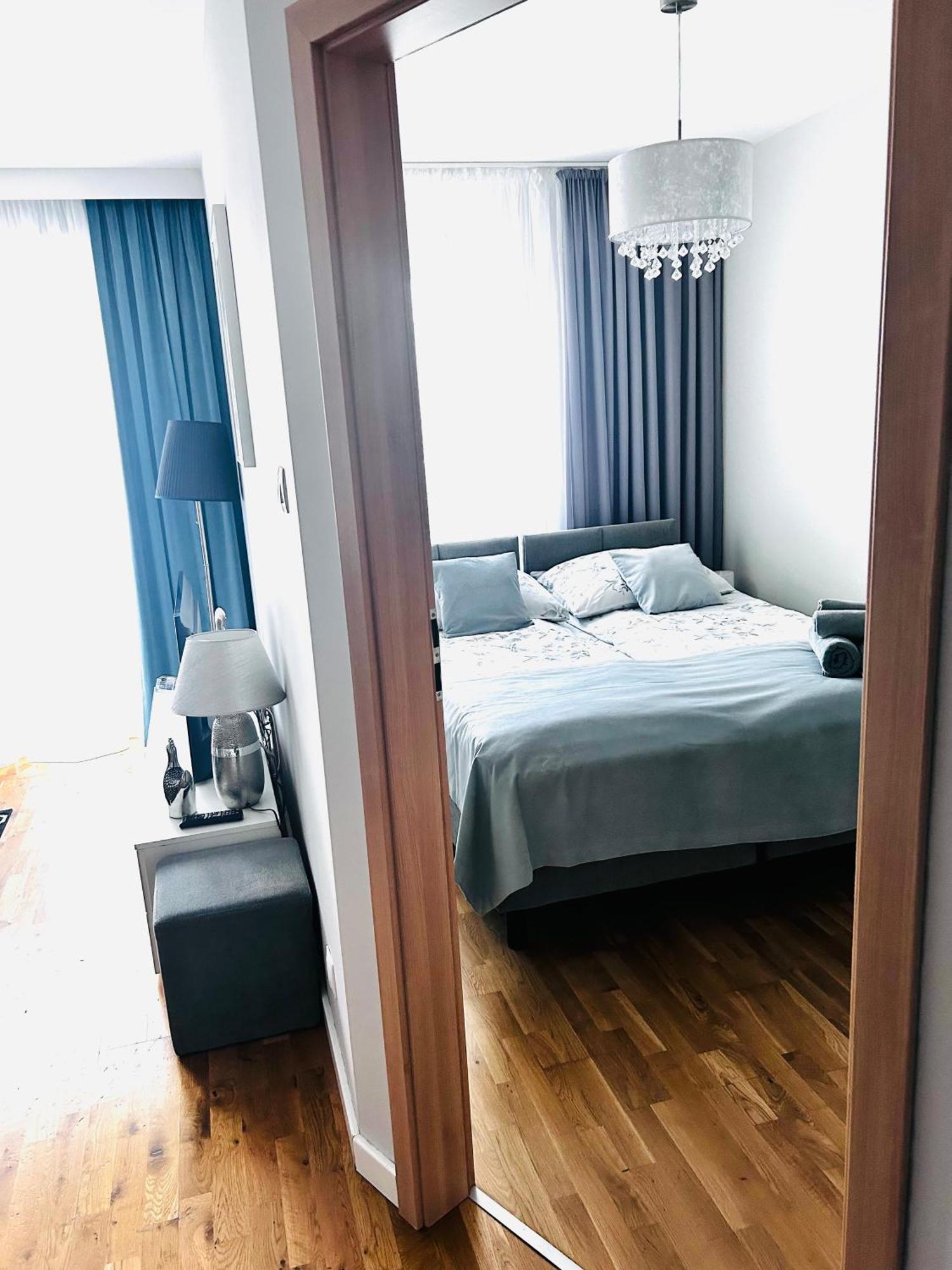 Apartament Manhattan Гожов Велкополски Екстериор снимка
